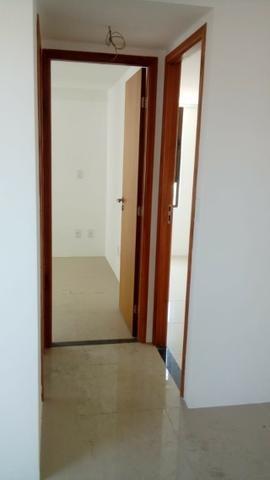 (EJ. Excelente apartamento em Porcelanato - Candeias - 2 Quartos (Suíte) - Foto 17