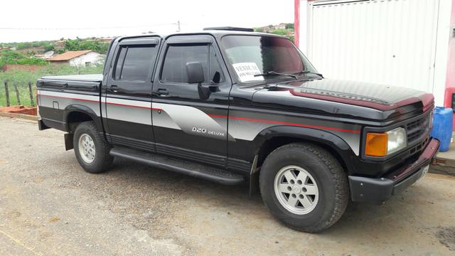 Vende-se Chevrolet D20 cabine dupla - Foto 6