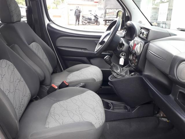FIAT DOBLO 1.8 MPI ESSENCE 7L 16V FLEX 4P MANUAL. - Foto 3
