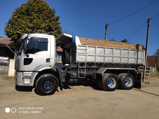 CAMINHÃO FORD CARGO 2422
