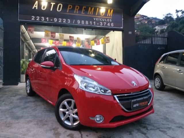 PEUGEOT 208 1.5 ALLURE 2016.