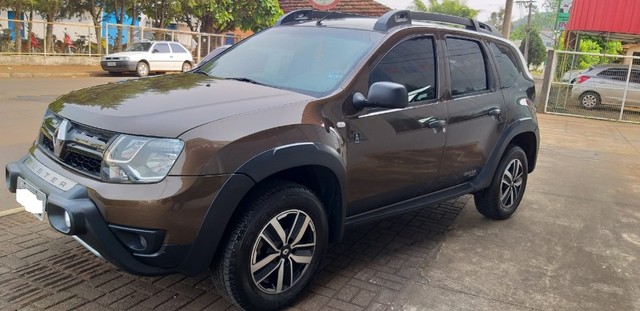 RENAULT DUSTER 1.6 DAKAR 2018