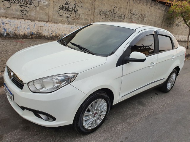 GRAND SIENA 1.6 16 V COMPLETO PNEUS NOVOS OPORTUNIDADE