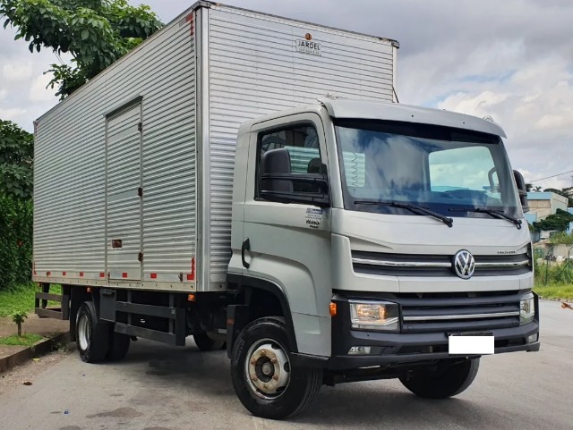 VW 11-180 BAÚ PRIME 2019