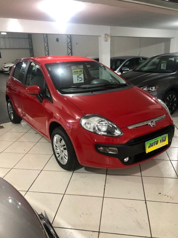 FIAT / PUNTO ATTRACTIVE 1.4 ANO 2015 COMPLETO