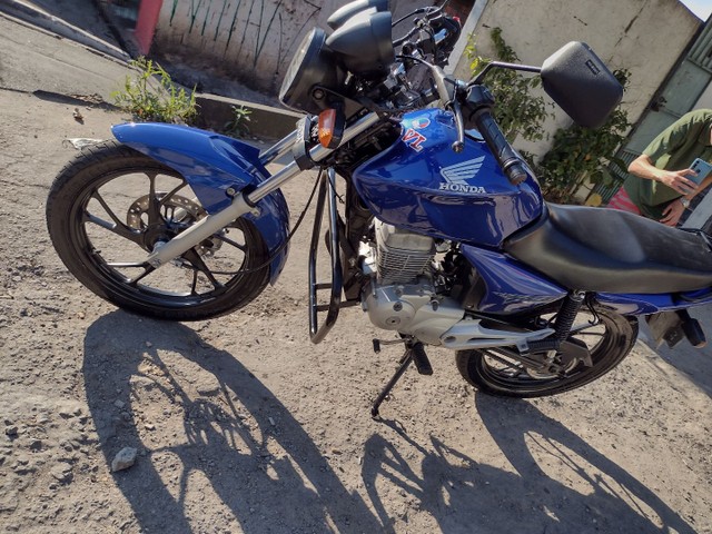 VENDO TITAN ESD COMPLETA