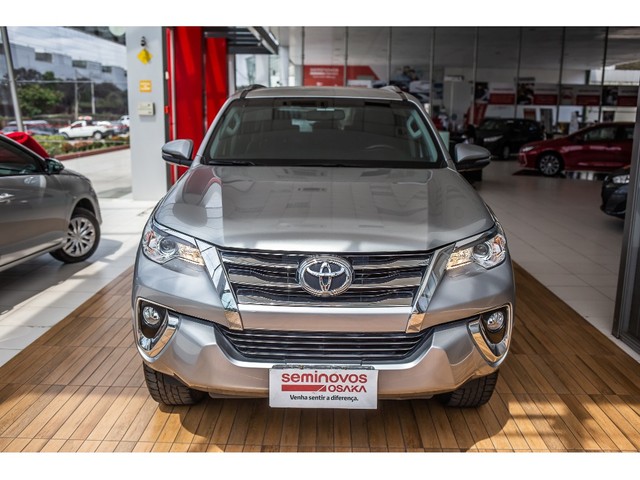 TOYOTA HILUX SW4 2.7 SRV 7 LUGARES 4X2 16V FLEX 4P AUTOMÁTICO