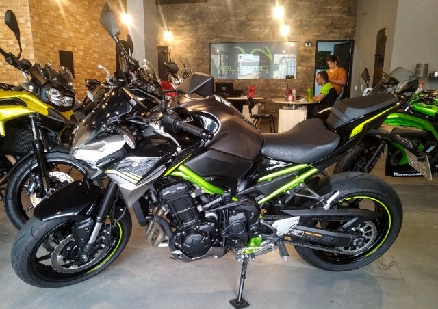 KAWASAKI Z-900 MODELO 2021