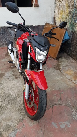 VENDO MINHA CB TWISTER ÚNICO DONO