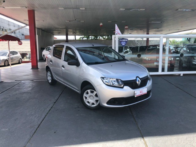 RENAULT SANDERO AUTHENTIQUE 19 *BAIXA QUILOMETRAGEM E ESTADO DE NOVO*