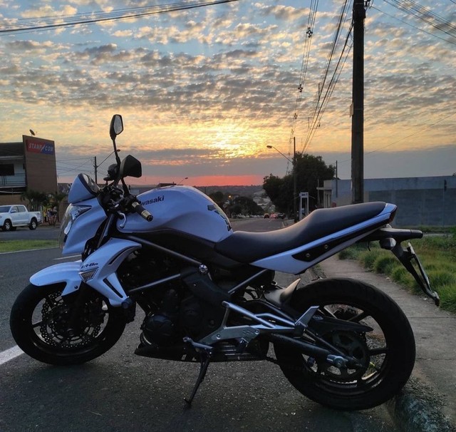 KAWASAKI 650 CILINDRADAS