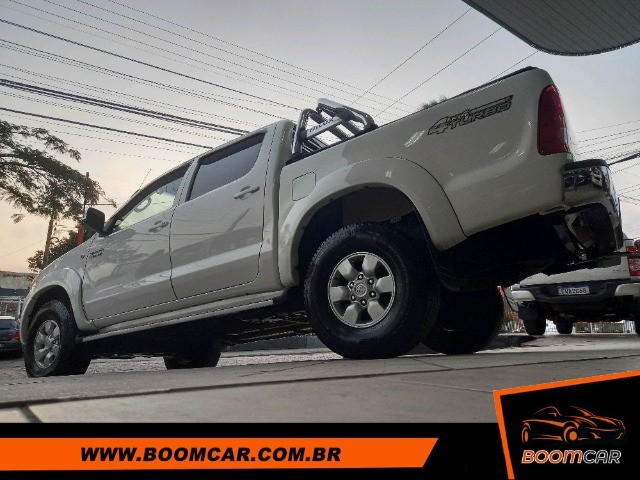 TOYOTA HILUX 3.0 SRV 4X4 CABINE DUPLA AUTOMÁTICA EXCEPCIONAL