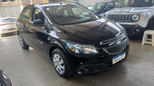 ONIX LT 1.4 2013 COMPLETO FINANCIA 100%