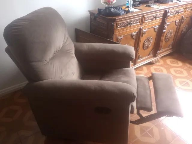 Poltrona reclinavel