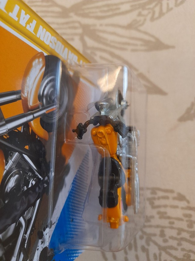 HOT WHEELS HARLEY DAVIDSON FAT BOY 2012  - Foto 4