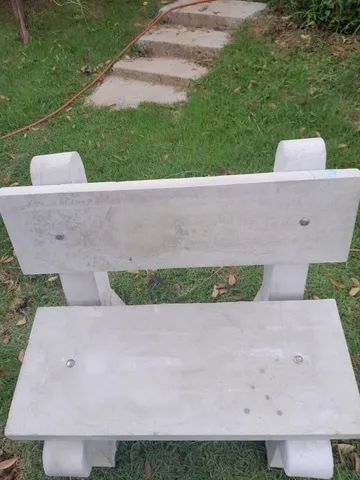 Banco em cimento para decoração de jardim e chácaras - Foto 2