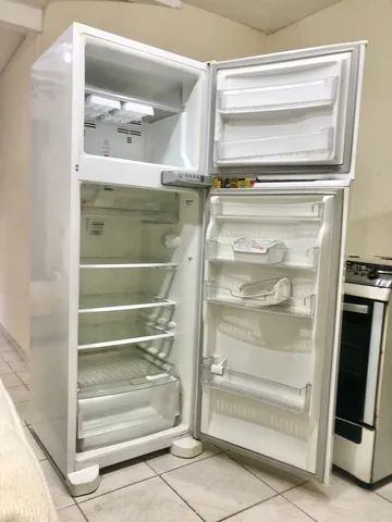 Geladeira Frost free , geladeira bratemp duas portas  - Foto 4