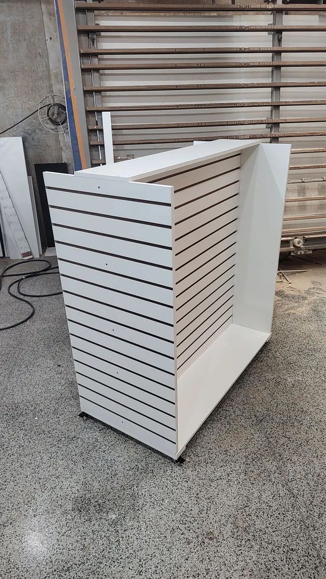 ""GÔNDOLA  ((H)) canaletada 100% MDF frete grátis (ZL) - Foto 2