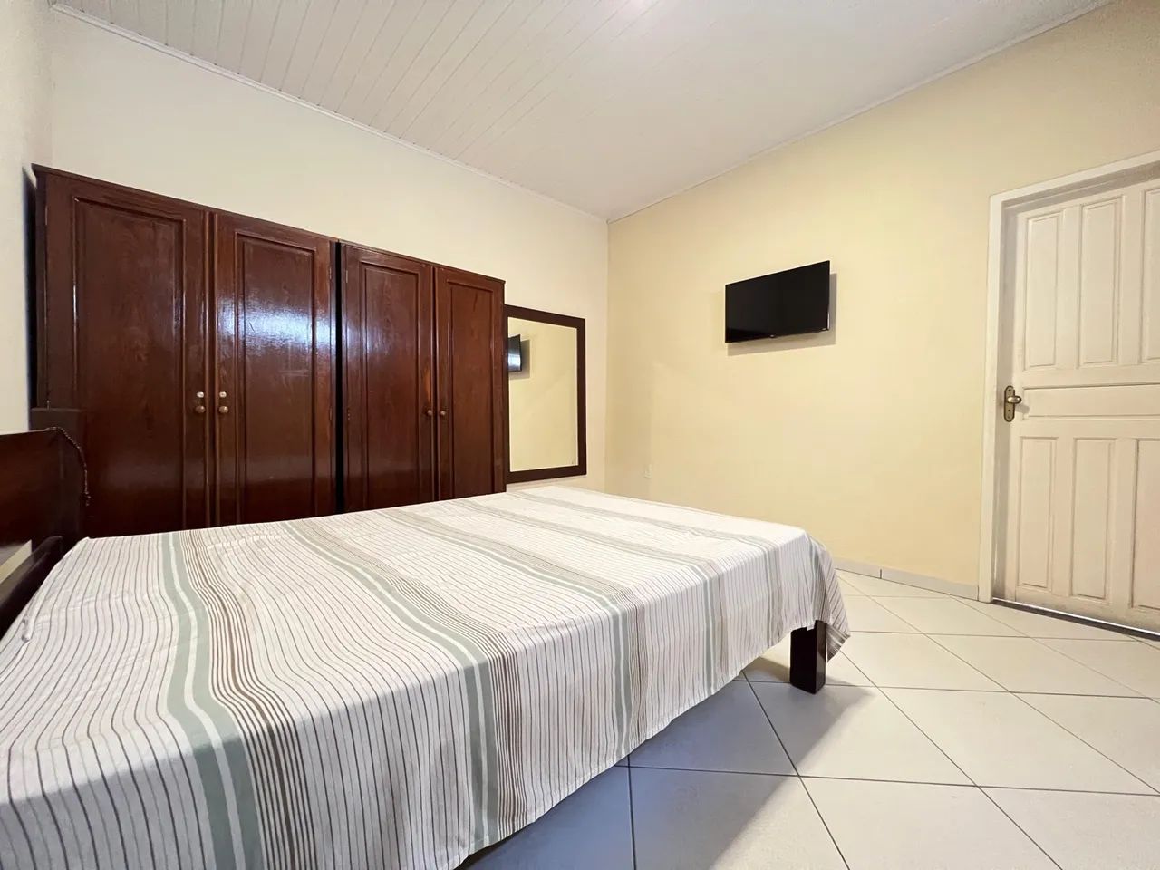 Casa com piscina e área de lazer em prado/BA - Foto 6