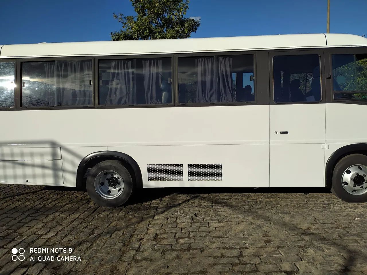 Vendo Volare v 8 2008/2009 todo revisado 29 lugares ar gelando  - Foto 4