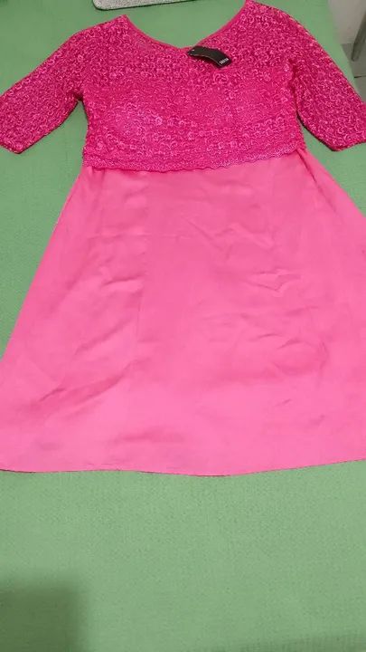 Vestido Rosa em Renda com Saia Lisa BAIXOUUU!!! - Foto 2