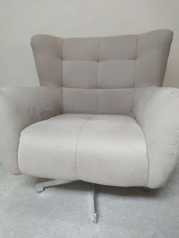 Poltrona Decorativa Base Giratoria Keoma - Foto 2