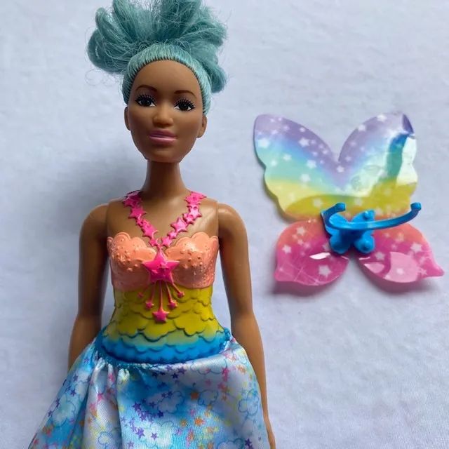 Barbie Dreamtopia Boneca Fada Cabelo Azul Com Asas - Foto 3