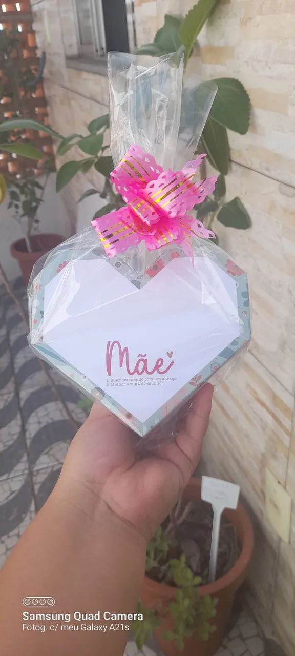 Caixa Coração presente  dia das Mãe
