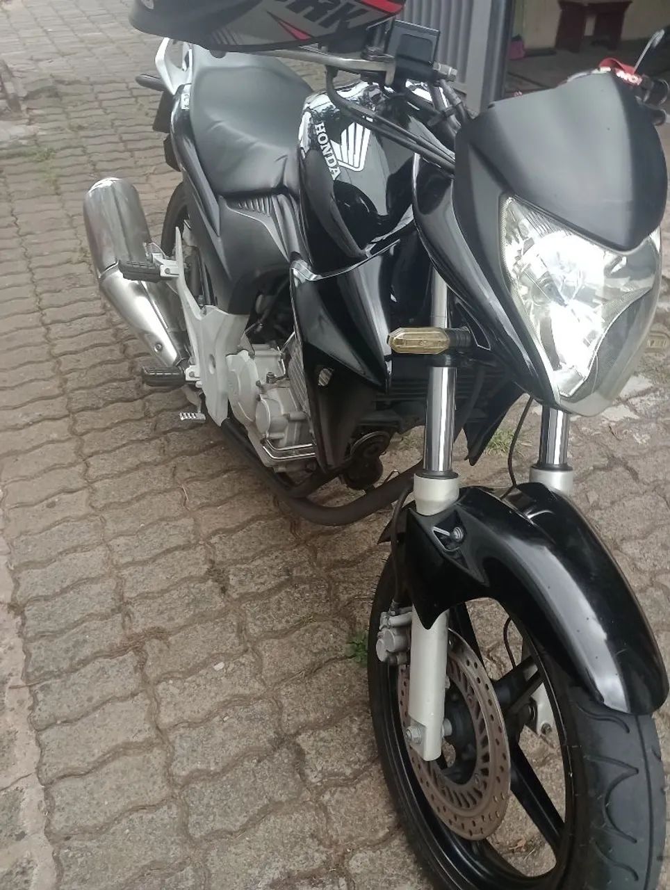 CB 300 - Foto 3