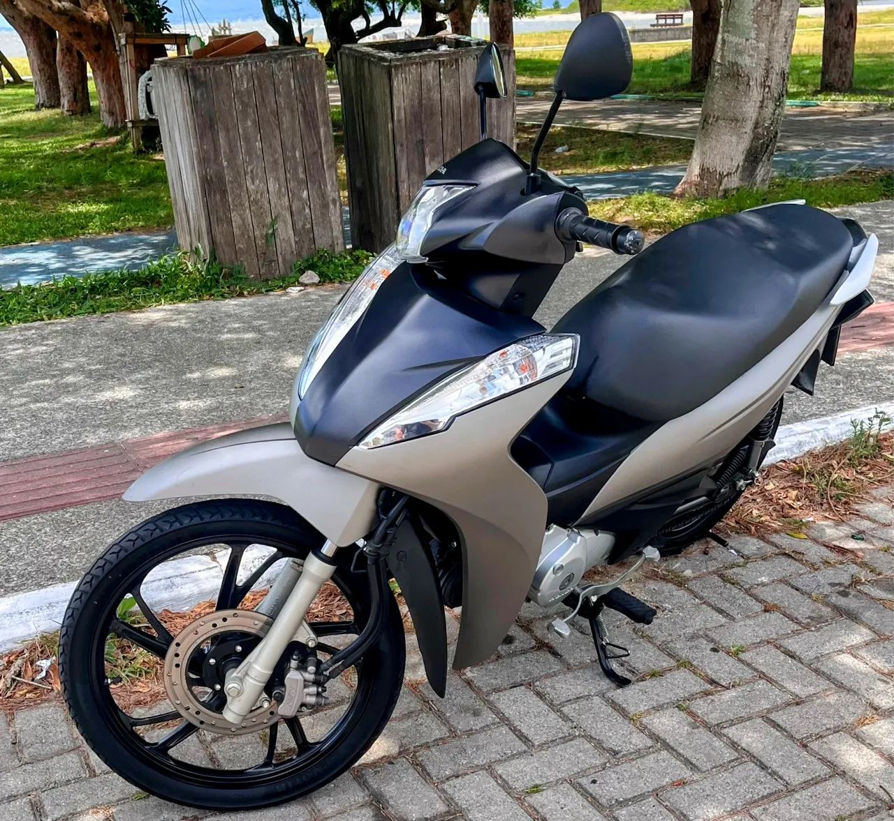 Biz 125 completa impecável 11 mil km - Foto 4