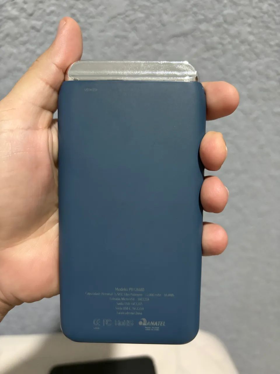 Power Bank, Carregador Portátil Universal 12.000 mAh, 2 Saídas USB + 1 Saída USB-C - Foto 2