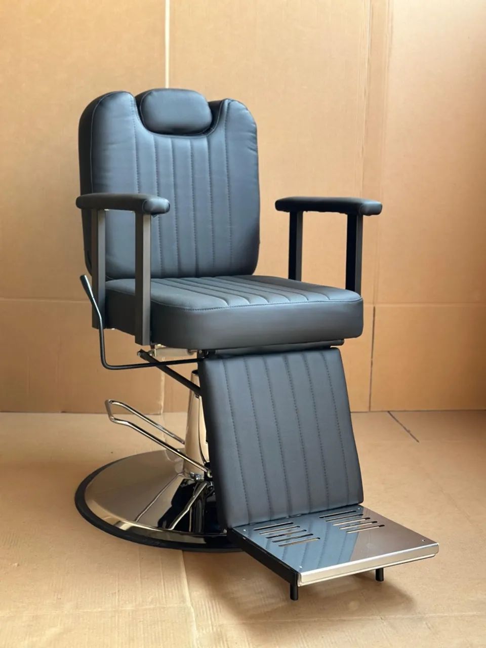 Poltronas para Barbearia  - Foto 4