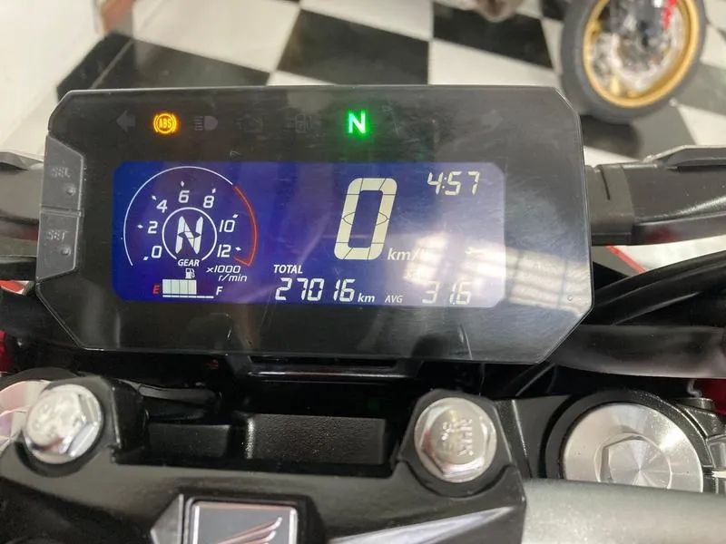 HONDA CB300F TWISTER ABS 2023 - Foto 6