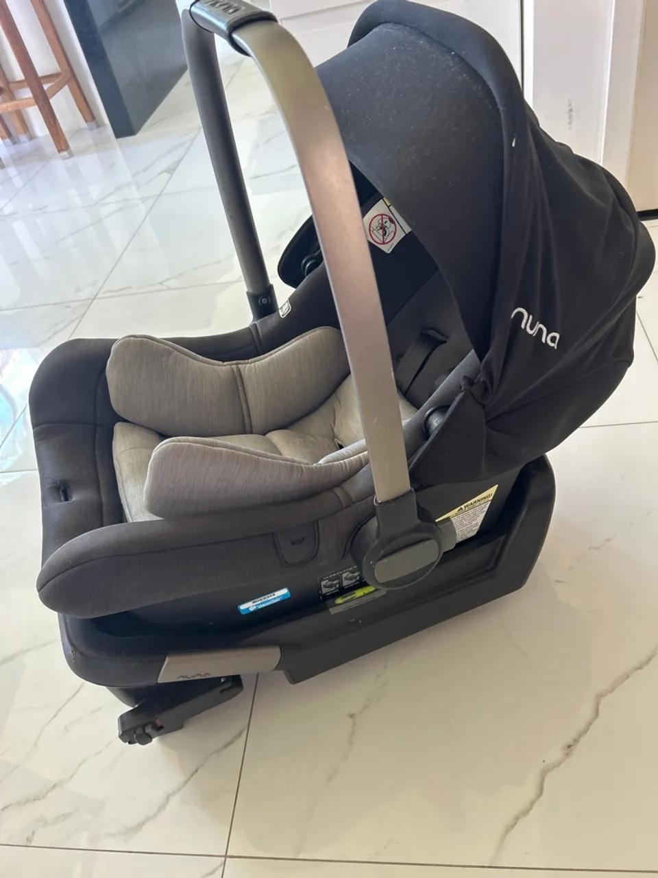 Bebê Conforto Nuna Pipa Lite - Preto