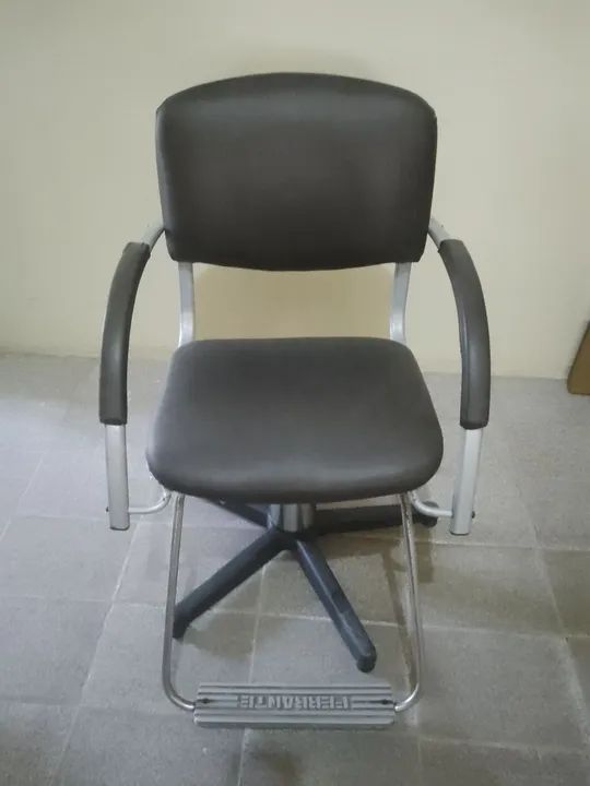 Cadeira de Barbeiro - Foto 2