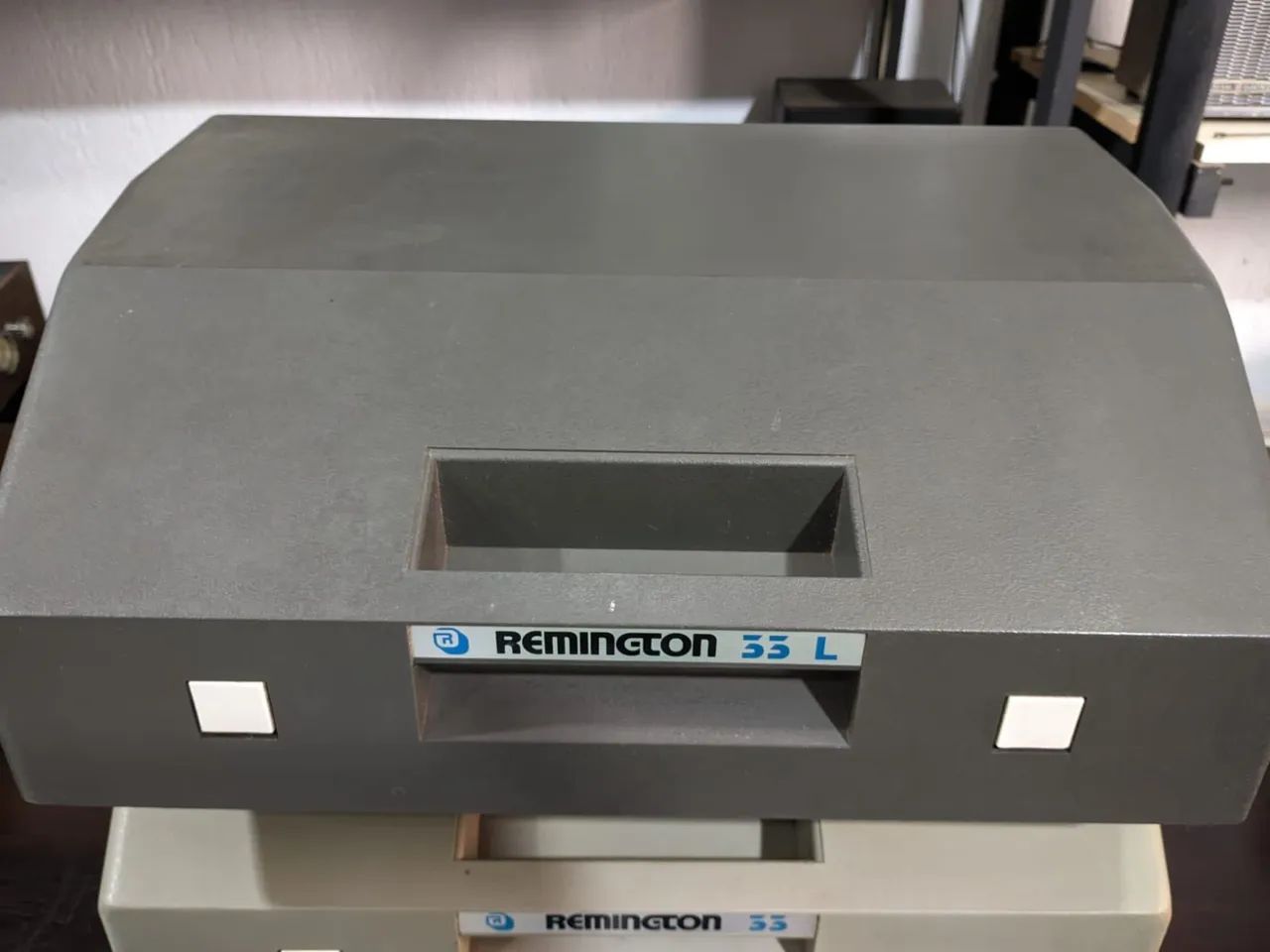 Máquina de Escrever Remington 33 funcionando perfeitamente65579529733635122