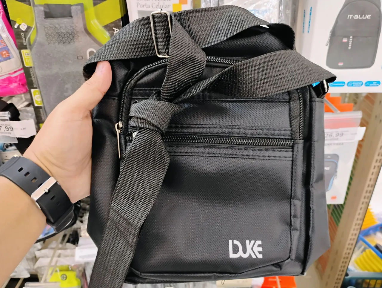 Bolsa de Ombro Duke Preta