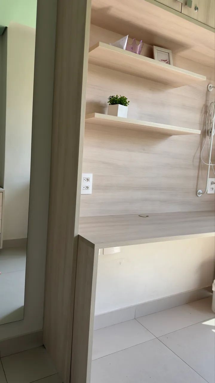 Móveis para escritório e quarto