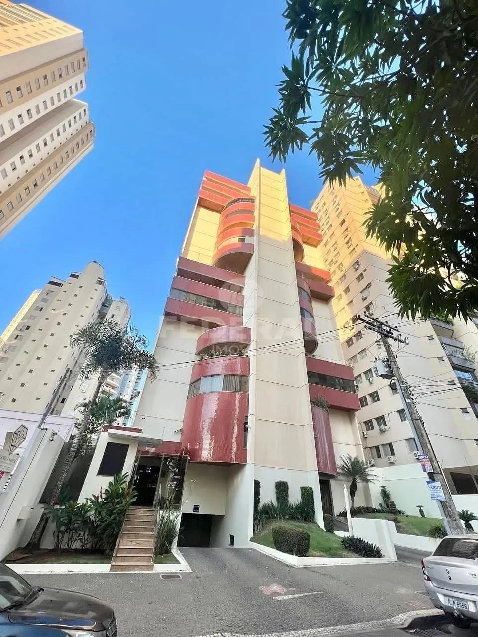 Excelente Cobertura Duplex, 04 Suítes Plenas, 282M², para locação, Ótima Localização Nova