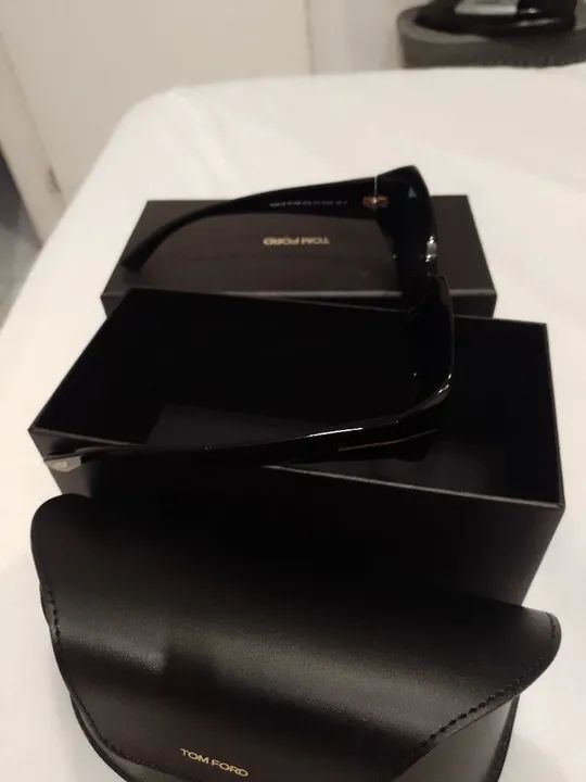 Óculos de sol Tom Ford - Novo