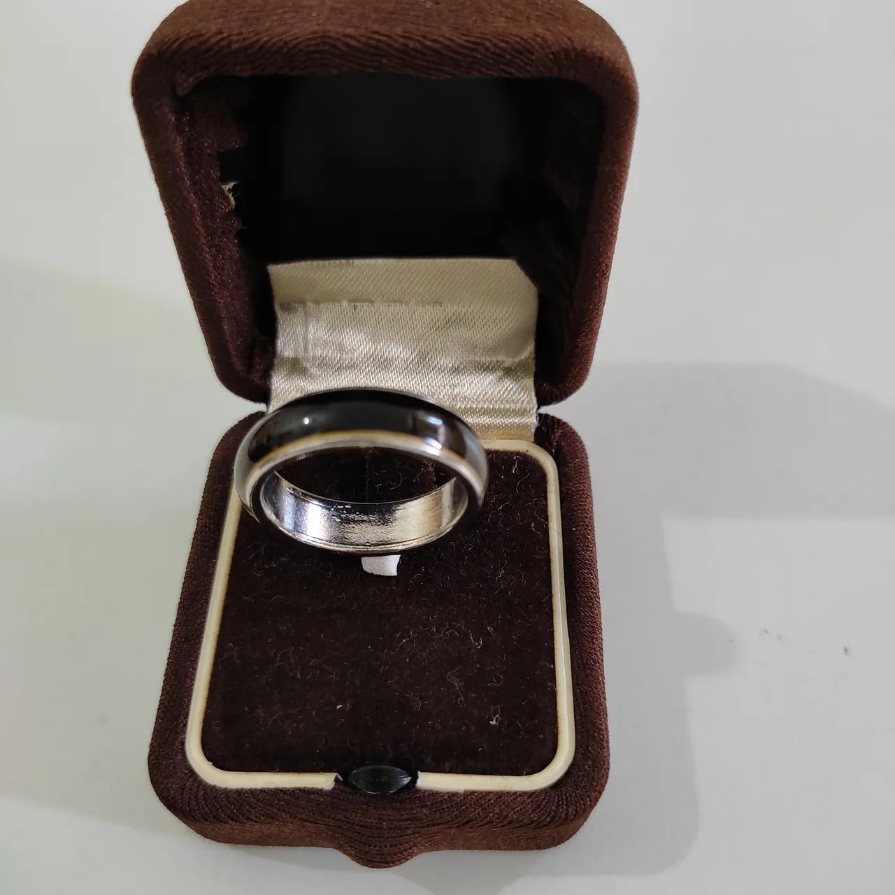 Anel em aço inox cor preta 