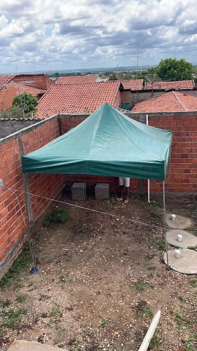 TENDA COM LONA VINÍLICA