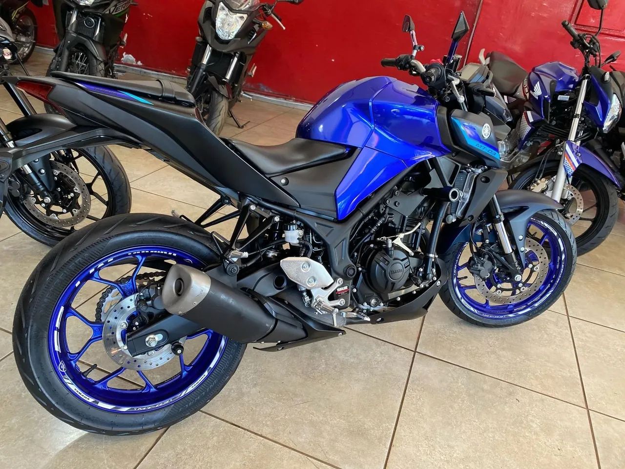 YAMAHA MT-03 ABS AZUL 2023 - Foto 5