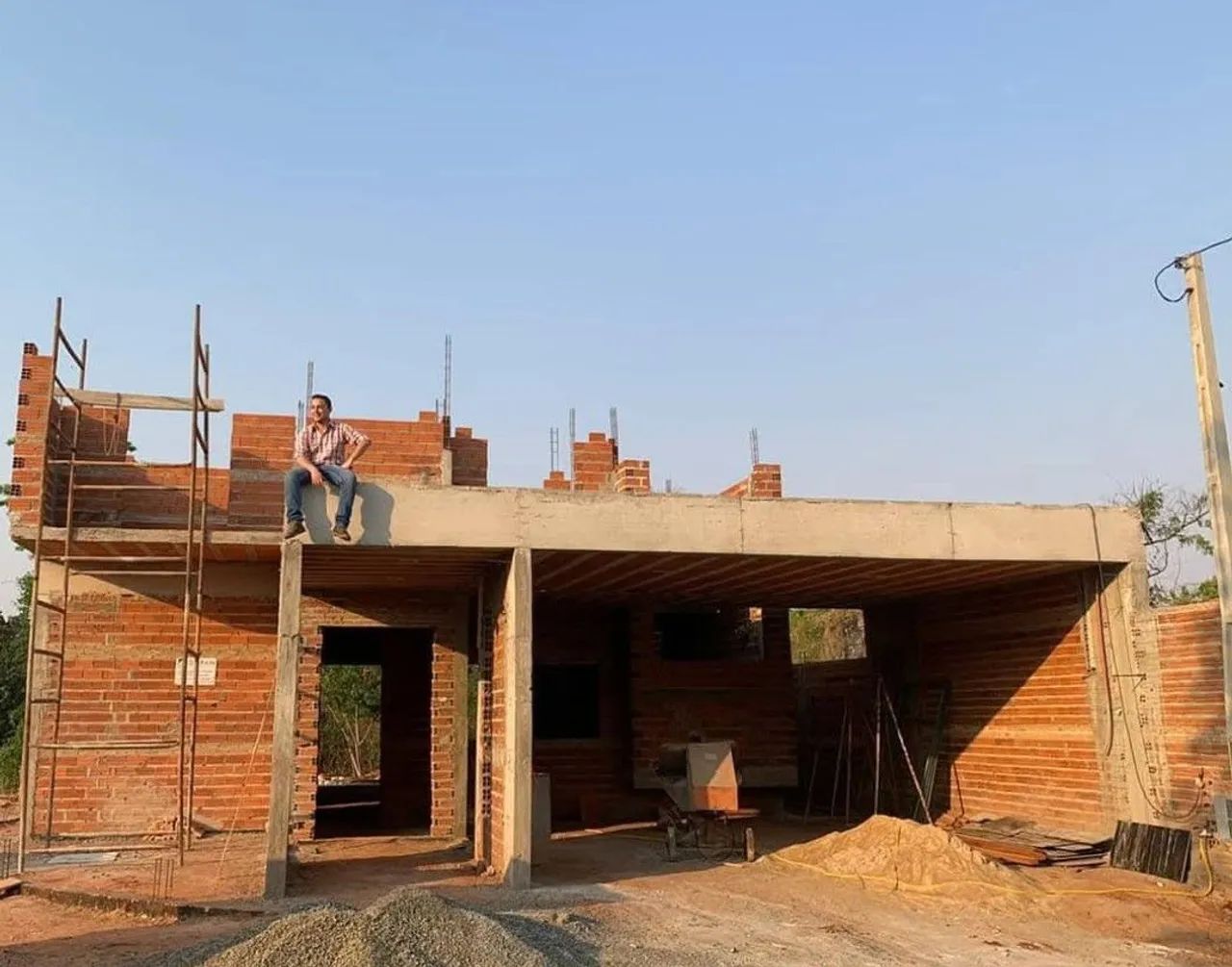 Mestre de obra construindo desde da fundação - Foto 4
