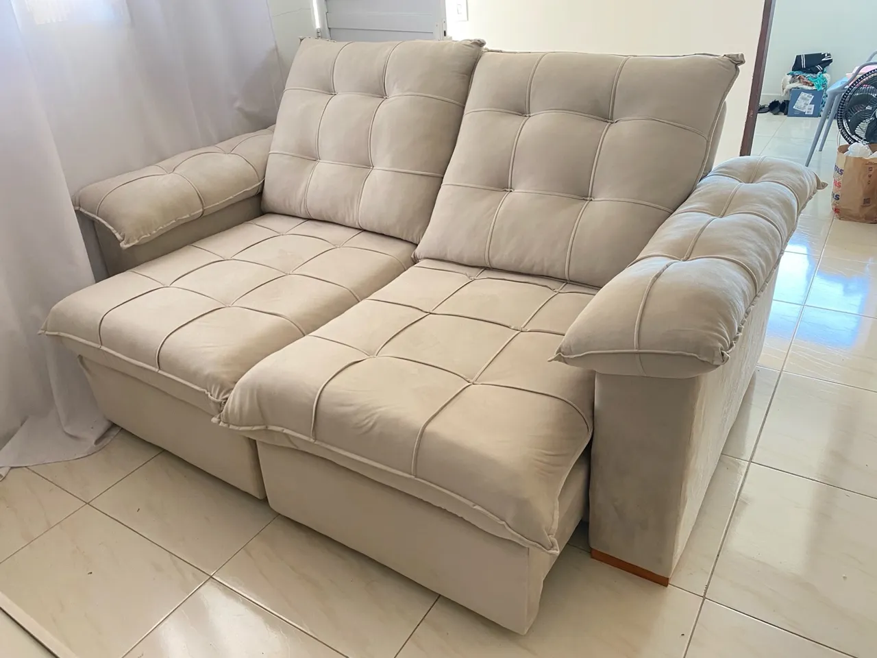 Sofá Retrátil e Reclinável Confortável e Elegante