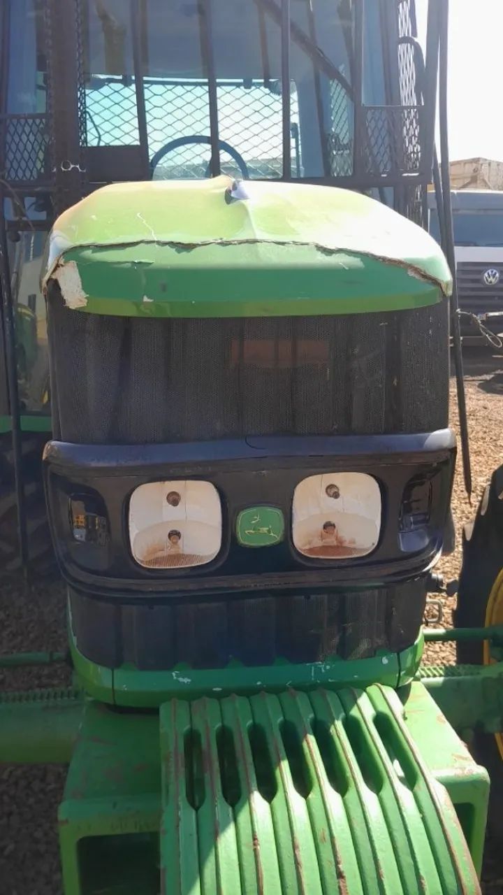 Trator Jhon Deere 6100 - Foto 4