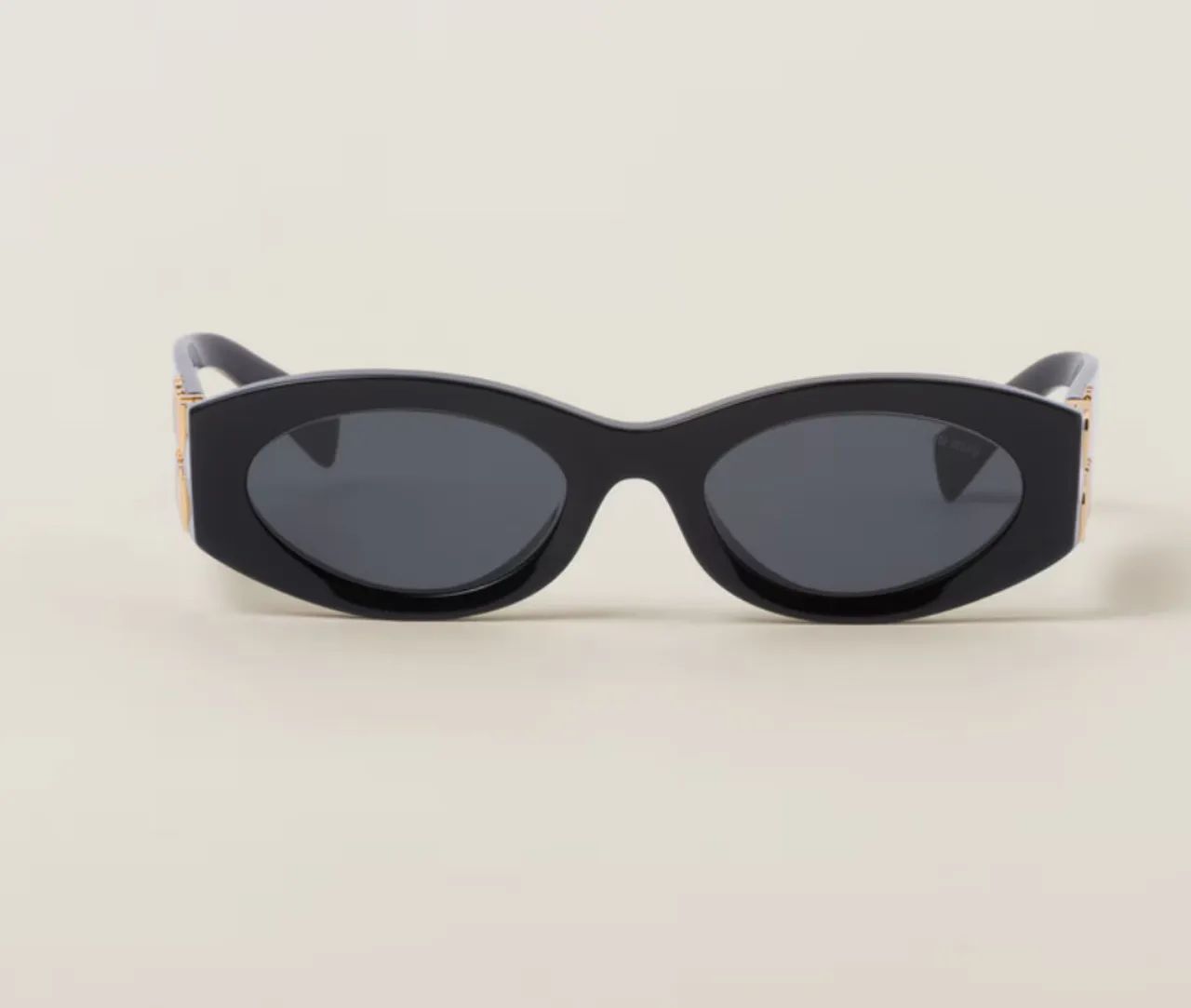 Óculos de Sol MIU MIU Clássico Preto - Elegância e Estilo! - Foto 3