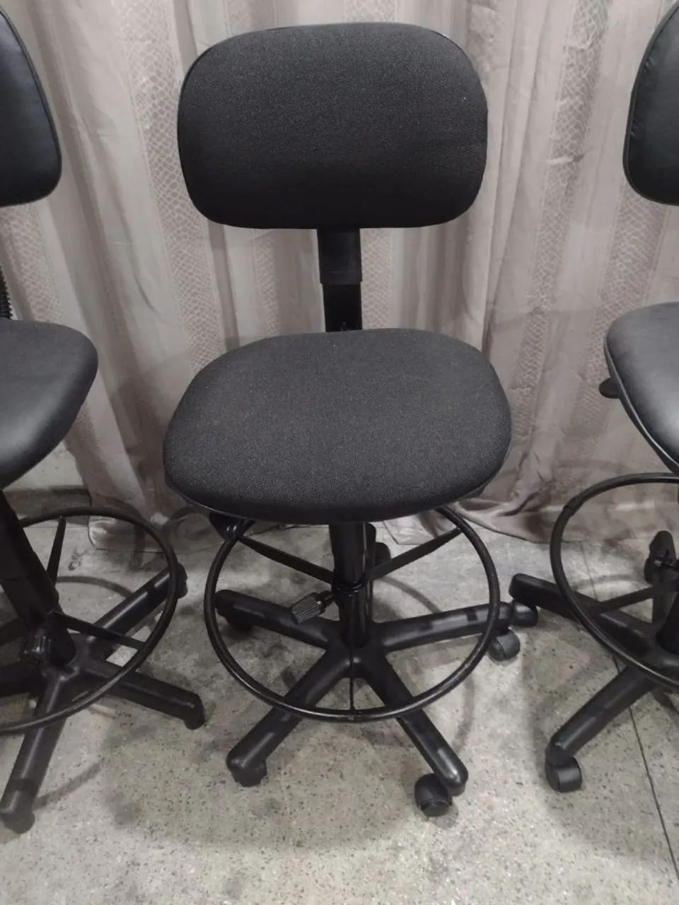 Cadeira de caixa e balcão  - Foto 3