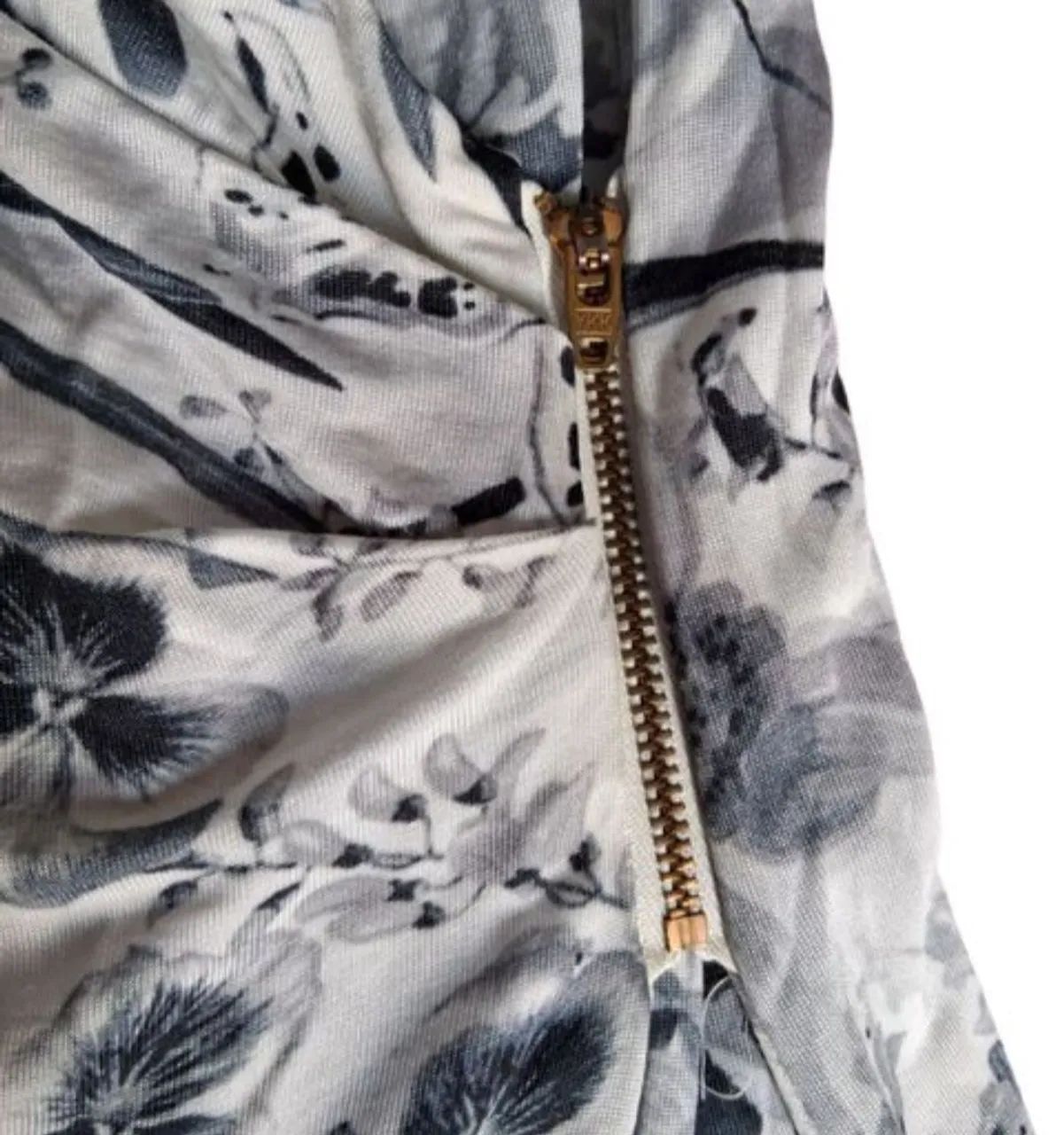 Vestido floral transpassado Iodice - TAM M - Foto 5