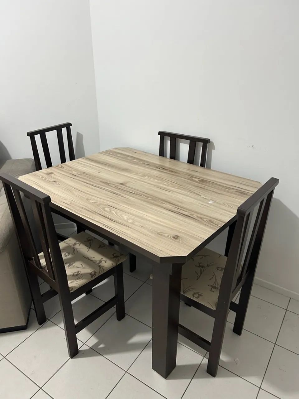 Mesa de Jantar 4 Cadeiras - Foto 2